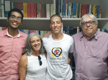 Único baiano aprovado no ITA e IME em 2019 comemora conquista ao lado da família