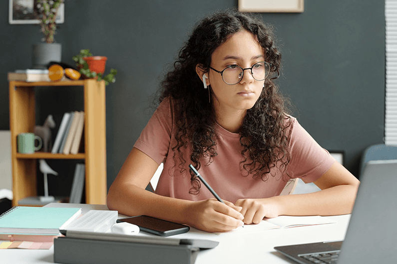 Tudo o que você precisa saber sobre o Concurso de Bolsas do Interseção